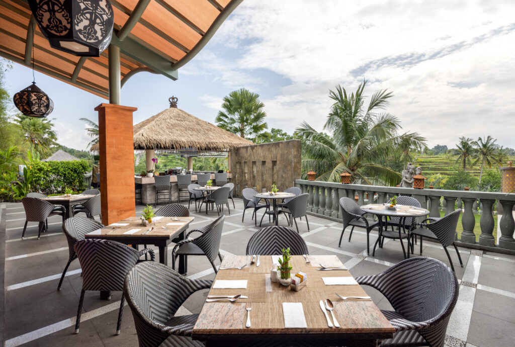 Kuliner & Wellness di Tepi Sungai Wos