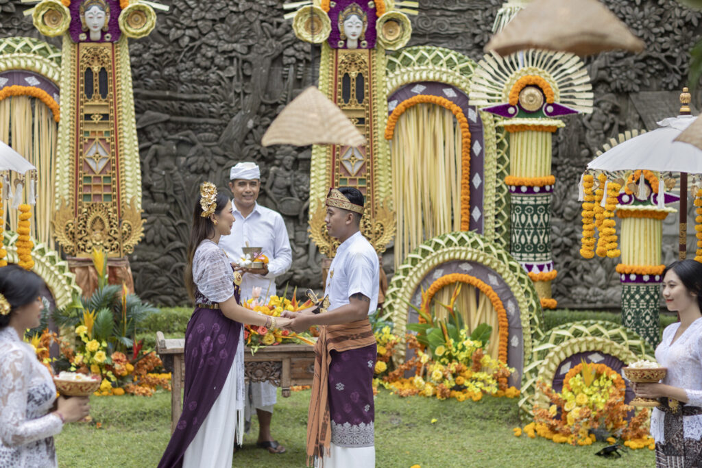 Outdoor Balinese ceremony setup