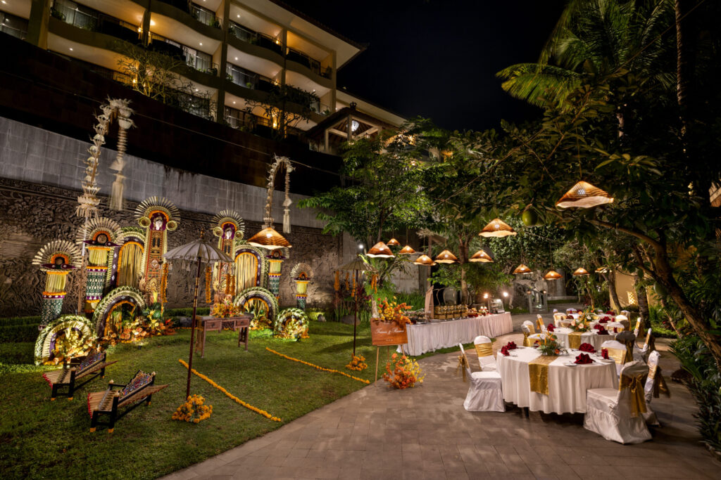romantic night wedding venue in Ubud